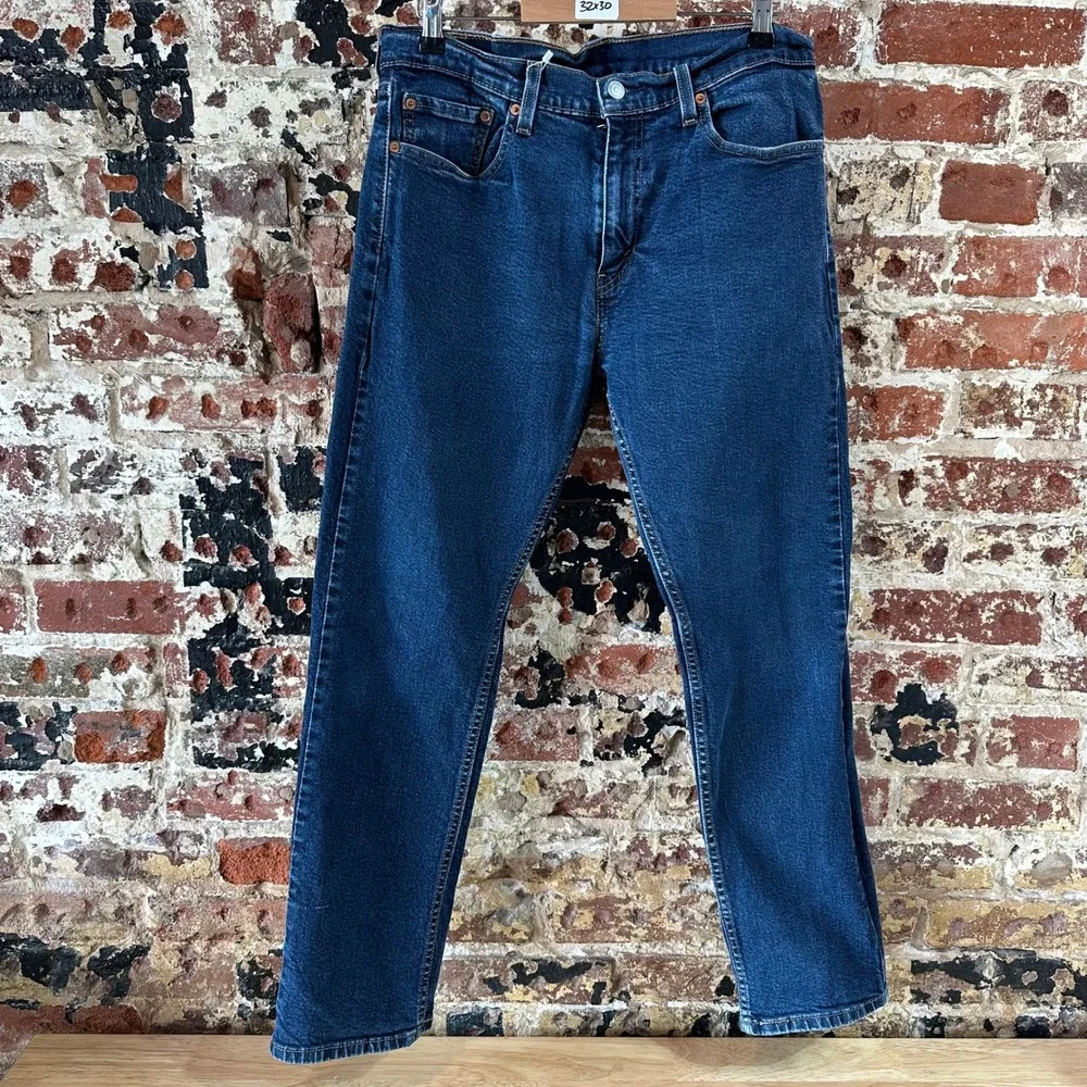 Levis 505 Jeans Mens 32x30 Regular Straight Fit Zip fly Modern Classic